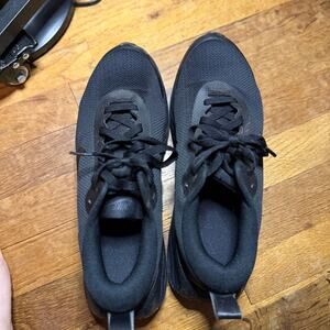 Nike womens sz 11